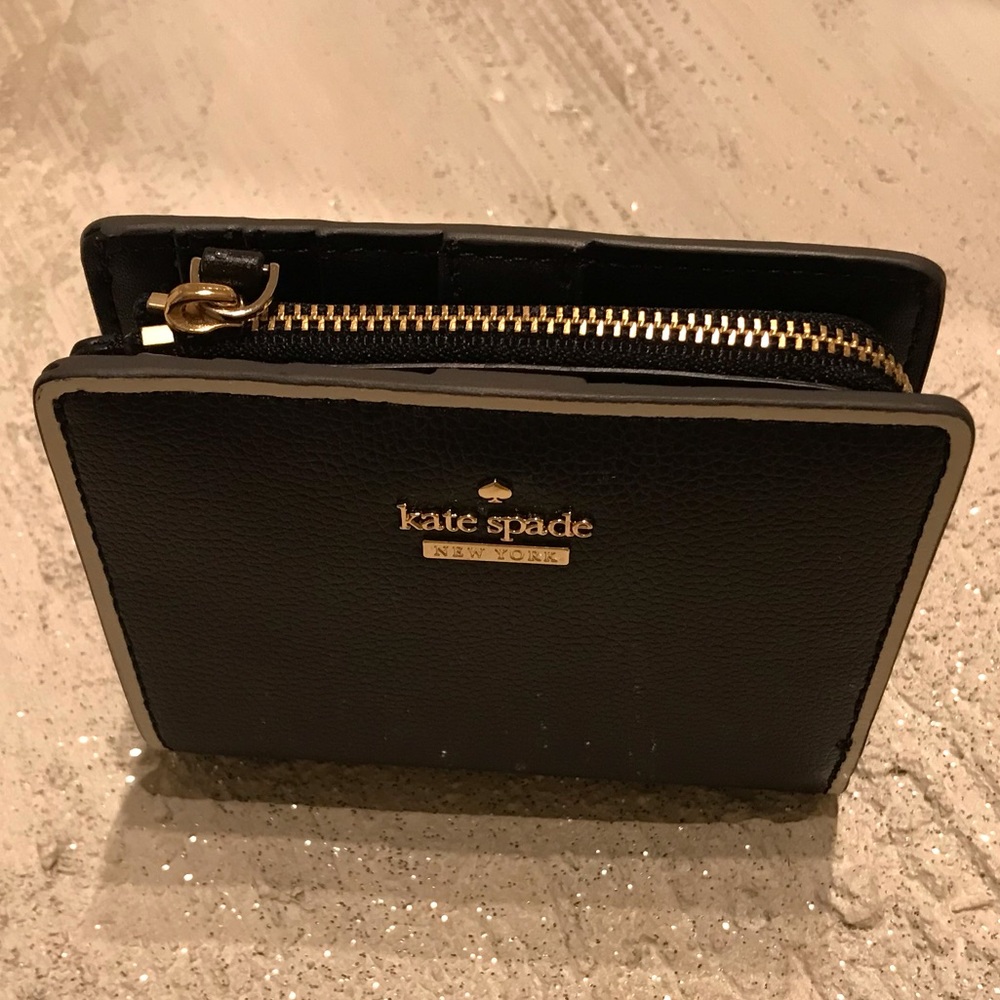 KATE SPADE New York wallet.